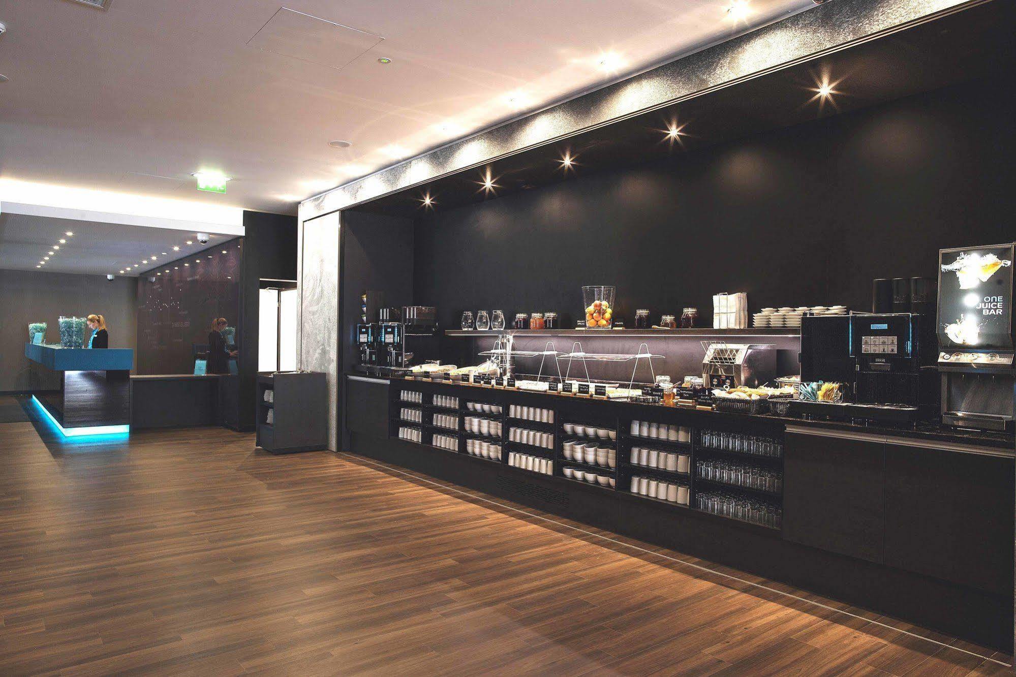 Motel One Manchester-Piccadilly Екстер'єр фото